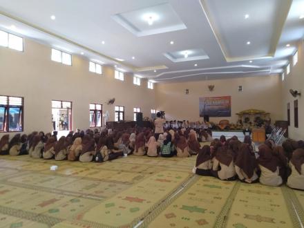 Kegiatan SMK N 1 PUNDONG di Aula Gedung Balai Desa Seloharjo